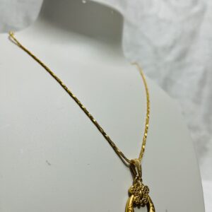 Elegant Gold Pendant Necklace – Traditional & Timeless - Image 1