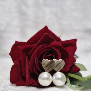 Elegant Heart & Pearl Stud Earrings - Image 2